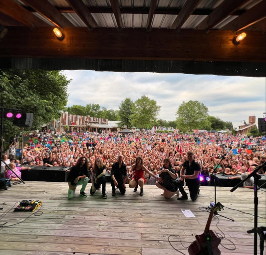 6/08/24-1,500+ Swifties in Indiana!
